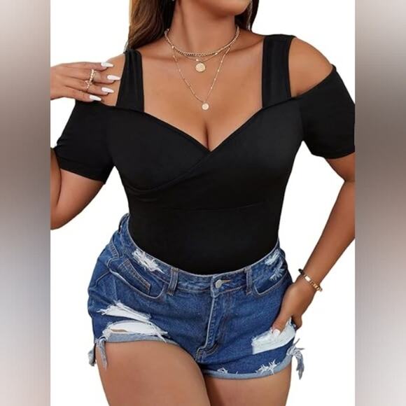 ❄️2/$5❄️[B1] NWOT Black Cold Shoulder Bodysuit, PLUS SIZES - Picture 4 of 6
